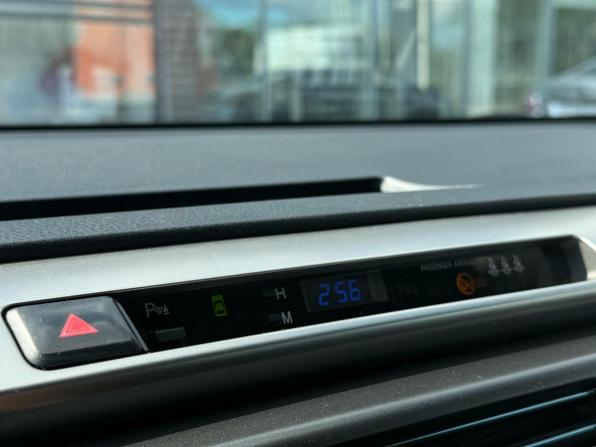 Toyota RAV4 IV (XA40) с пробегом 2015 года, цена 2 350 000 рублей, 114000 км, внедорожник, Автокод Объявления