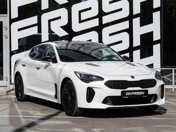 Kia Stinger I с пробегом 2019 года, цена 2 390 000 рублей, 90582 км, лифтбек, Автокод Объявления