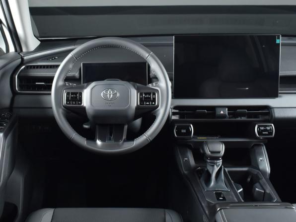 Toyota RAV4 VI (XA60) с пробегом 2025 года, цена 3 900 995 рублей, 27 км, внедорожник, Автокод Объявления