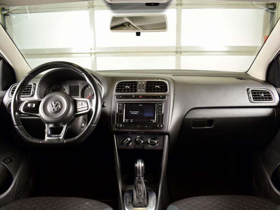 Volkswagen Polo V Рестайлинг Кемерово  - изображение 6