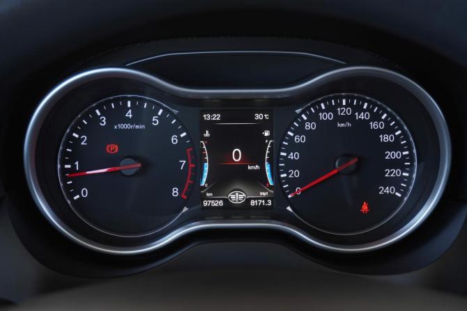 FAW Besturn X80 I Рестайлинг с пробегом 2019 года, цена 1 300 000 рублей, 97469 км, внедорожник, Автокод Объявления