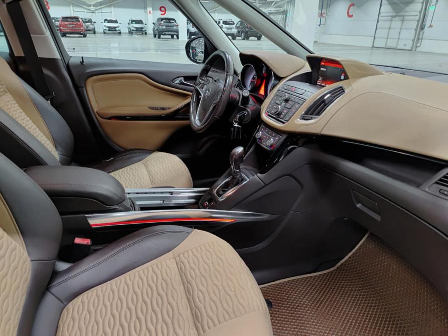 Opel Zafira C Казань  - изображение 13