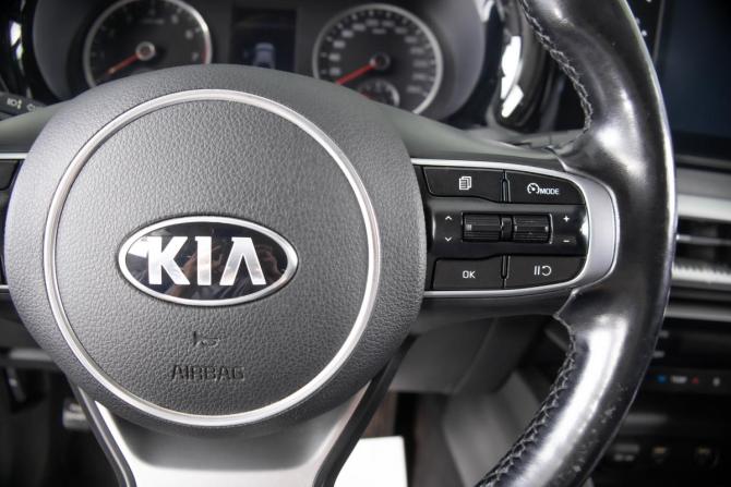 Kia K5 III с пробегом 2021 года, цена 1 799 000 рублей, 193000 км, седан, Автокод Объявления