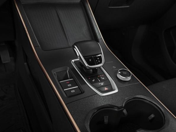 Omoda C5 I Рестайлинг с пробегом 2024 года, цена 1 730 000 рублей, 38029 км, внедорожник, Автокод Объявления
