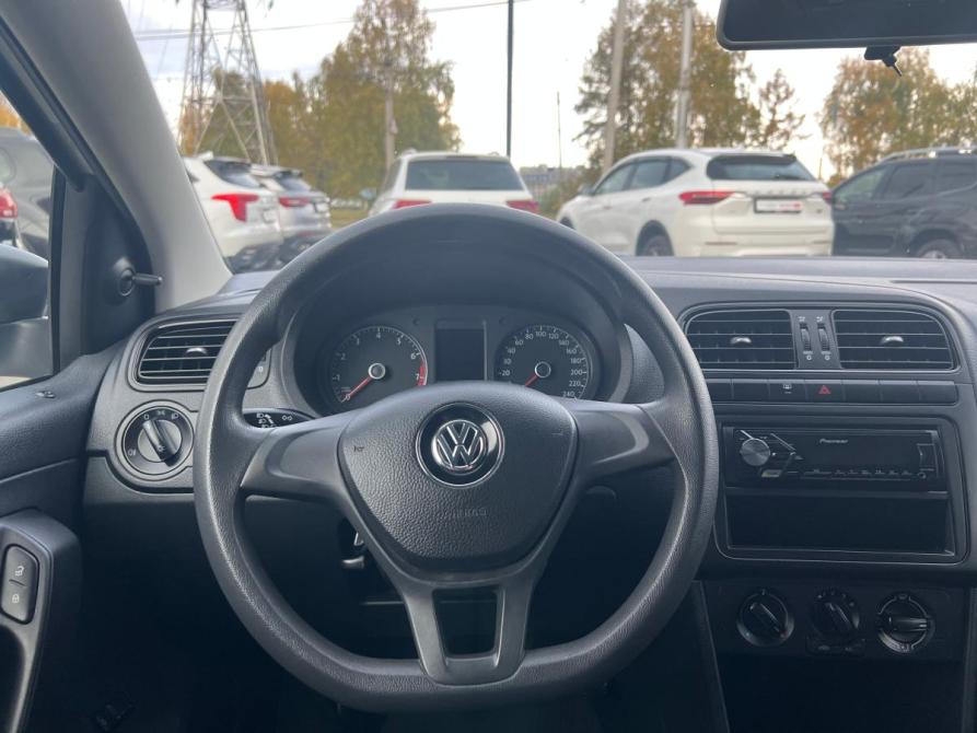 Volkswagen Polo V Рестайлинг Стерлитамак  - изображение 15