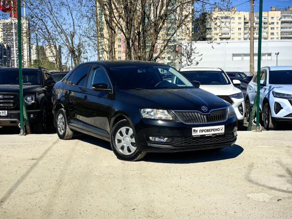 Skoda Rapid I Рестайлинг с пробегом 2018 года, цена 1 029 000 рублей, 155000 км, лифтбек, Автокод Объявления