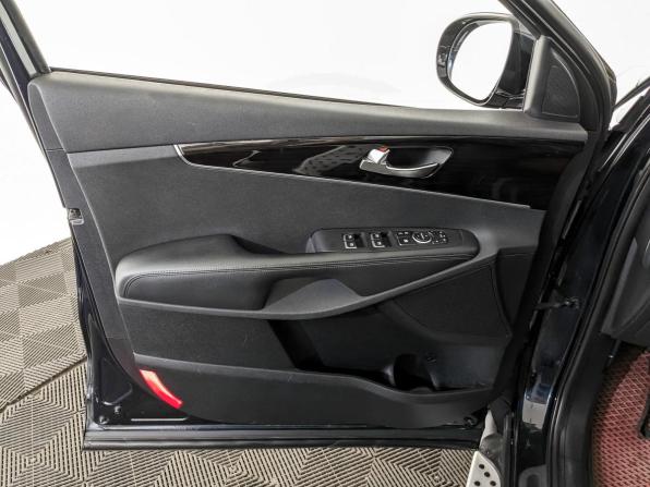 Kia Sorento III Prime Рестайлинг с пробегом 2019 года, цена 2 690 000 рублей, 122558 км, внедорожник, Автокод Объявления