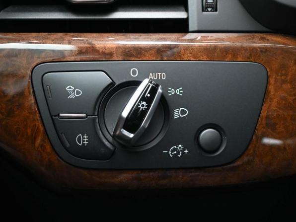 Audi A4 V (B9) с пробегом 2016 года, цена 2 385 000 рублей, 150604 км, седан, Автокод Объявления
