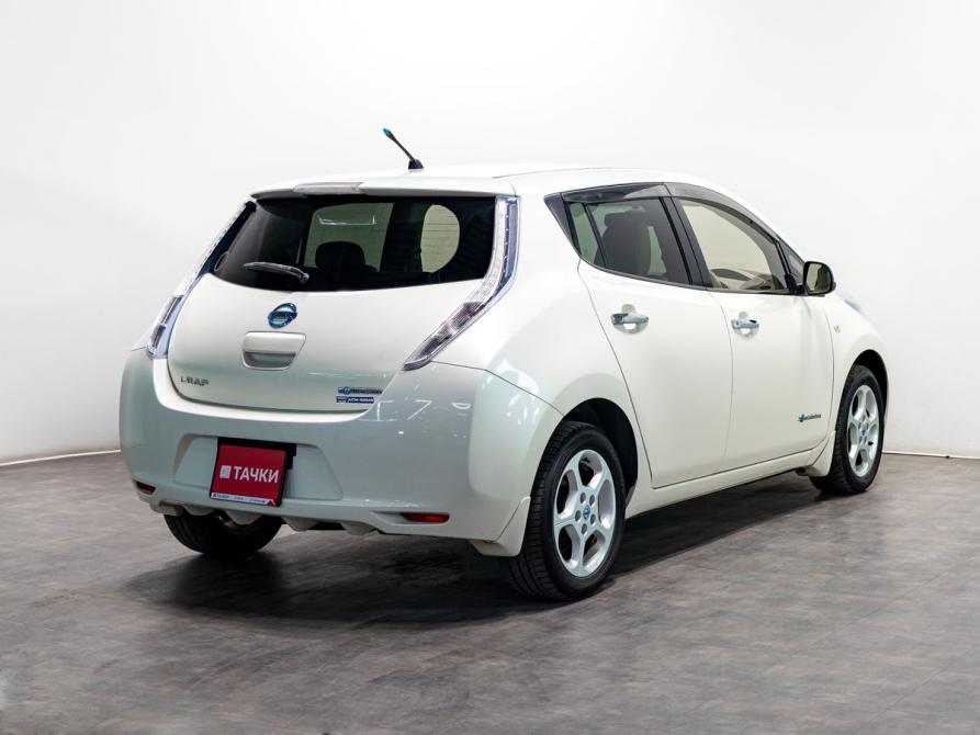 Nissan Leaf I (ZE0/AZE0) Чита  - изображение 3