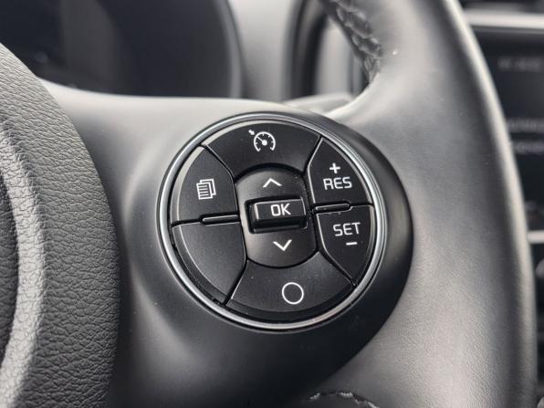 Kia Soul III с пробегом 2021 года, цена 2 370 000 рублей, 23201 км, хэтчбек, Автокод Объявления
