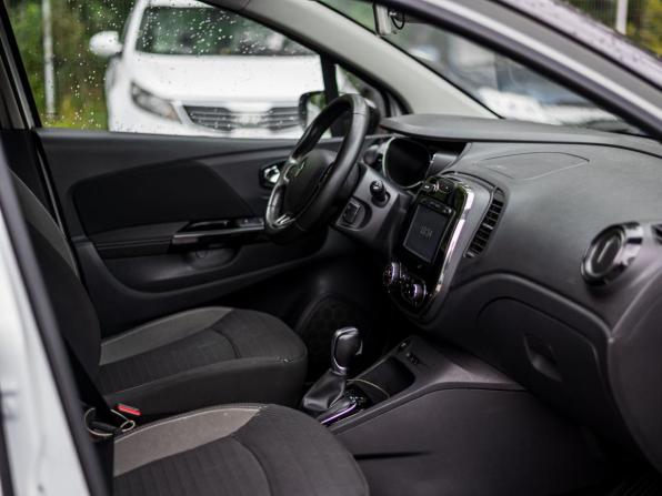 Renault Kaptur I с пробегом 2018 года, цена 1 250 000 рублей, 86240 км, внедорожник, Автокод Объявления