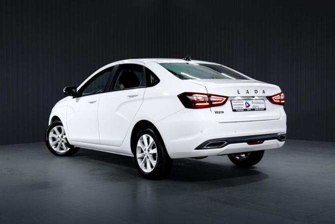 Lada (ВАЗ) Vesta I Рестайлинг (NG) с пробегом 2024 года, цена 1 399 900 рублей, 11122 км, седан, Автокод Объявления