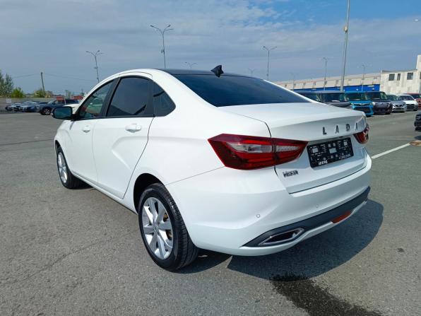 Lada (ВАЗ) Vesta I Рестайлинг (NG) с пробегом 2024 года, цена 1 299 995 рублей, 30623 км, седан, Автокод Объявления
