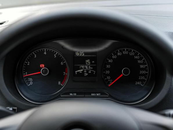 Volkswagen Polo V Рестайлинг с пробегом 2017 года, цена 730 000 рублей, 179126 км, седан, Автокод Объявления
