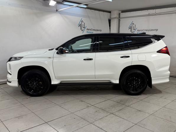 Mitsubishi Montero Sport III Рестайлинг с пробегом 2022 года, цена 3 819 800 рублей, 68000 км, внедорожник, Автокод Объявления