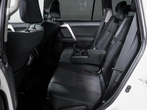 Toyota Land Cruiser Prado 150 Series Рестайлинг 3 с пробегом 2021 года, цена 6 649 000 рублей, 34800 км, внедорожник, Автокод Объявления