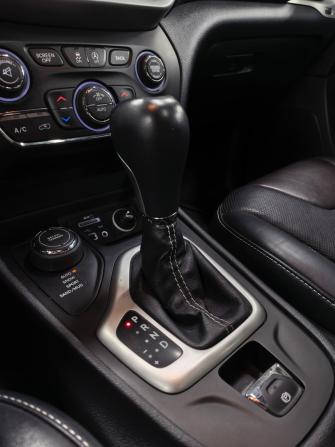Jeep Cherokee V (KL) с пробегом 2014 года, цена 1 080 000 рублей, 275000 км, внедорожник, Автокод Объявления