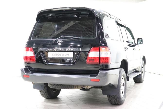 Toyota Land Cruiser 100 Series Рестайлинг 2 с пробегом 2006 года, цена 2 650 000 рублей, 229068 км, внедорожник, Автокод Объявления