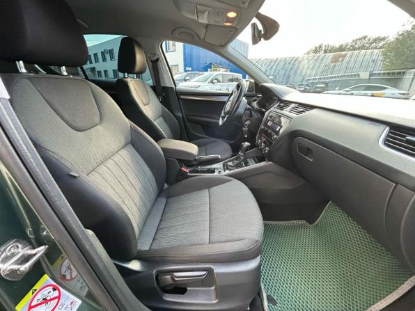 Skoda Octavia III (A7) Рестайлинг с пробегом 2019 года, цена 2 245 000 рублей, 114759 км, лифтбек, Автокод Объявления