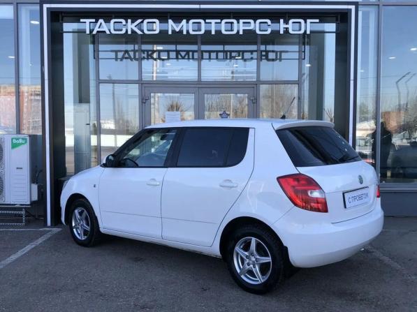 Skoda Fabia II Рестайлинг с пробегом 2012 года, цена 407 600 рублей, 189408 км, хэтчбек, Автокод Объявления
