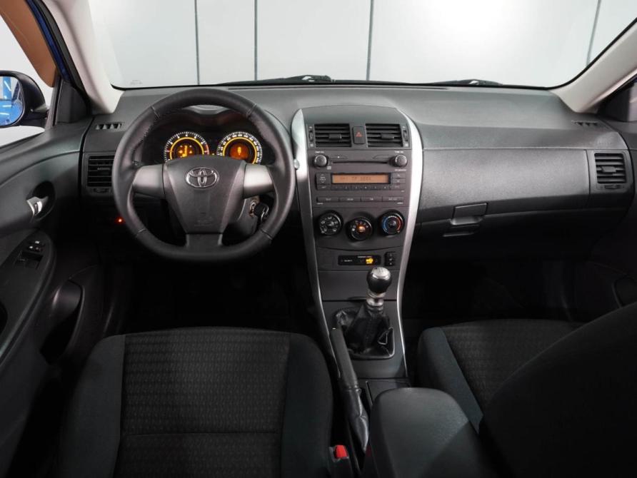 Toyota Corolla X (E140 E150) Рестайлинг Ростов-на-Дону  - изображение 6