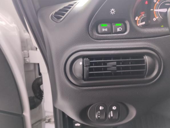 Lada (ВАЗ) Niva Travel I с пробегом 2024 года, цена 1 098 000 рублей, 28050 км, внедорожник, Автокод Объявления