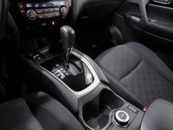 Nissan Qashqai II с пробегом 2017 года, цена 1 750 000 рублей, 69089 км, внедорожник, Автокод Объявления