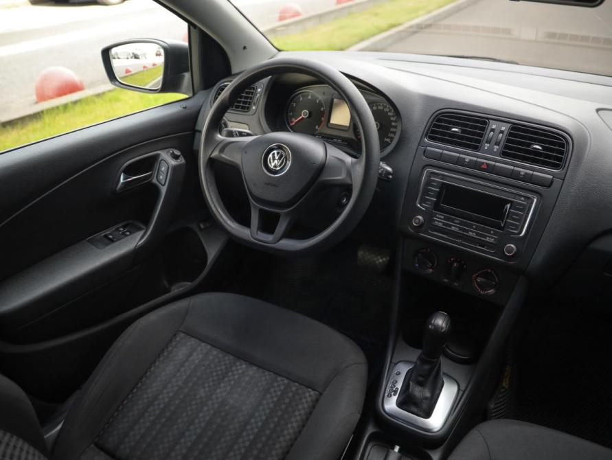 Volkswagen Polo V Рестайлинг Санкт-Петербург  - изображение 10