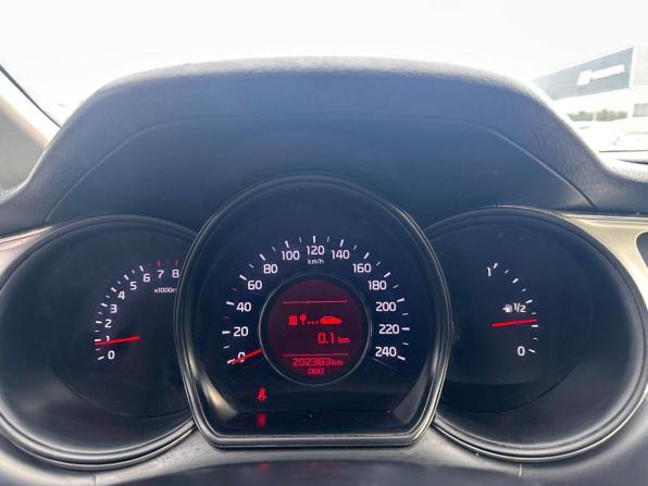 Kia Ceed II Рестайлинг с пробегом 2018 года, цена 811 000 рублей, 202298 км, универсал, Автокод Объявления