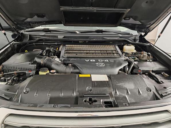 Toyota Land Cruiser 200 Series с пробегом 2011 года, цена 2 875 000 рублей, 294488 км, внедорожник, Автокод Объявления