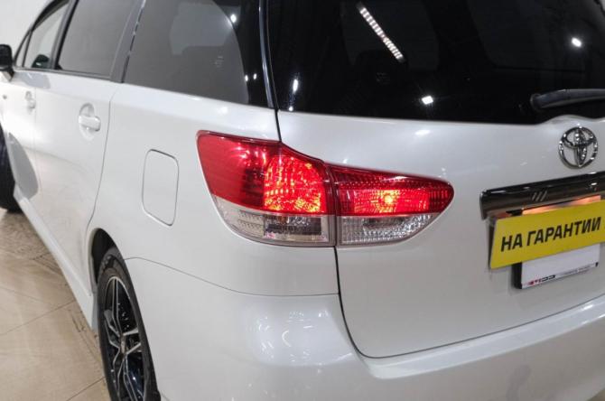 Toyota Wish II с пробегом 2011 года, цена 1 319 000 рублей, 183000 км, минивэн, Автокод Объявления