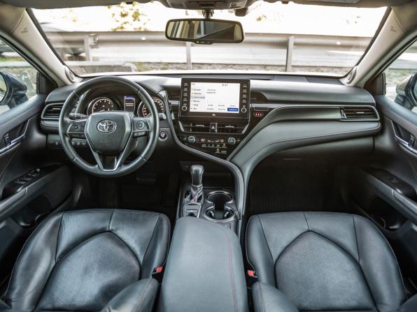 Toyota Camry VIII (XV70) Рестайлинг с пробегом 2021 года, цена 2 998 000 рублей, 72720 км, седан, Автокод Объявления