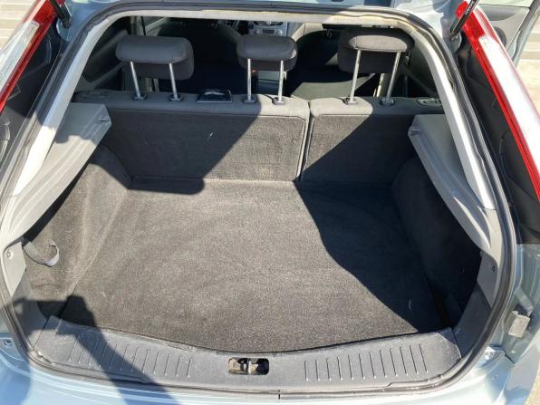 Ford Focus II Рестайлинг с пробегом 2010 года, цена 585 000 рублей, 230000 км, хэтчбек, Автокод Объявления