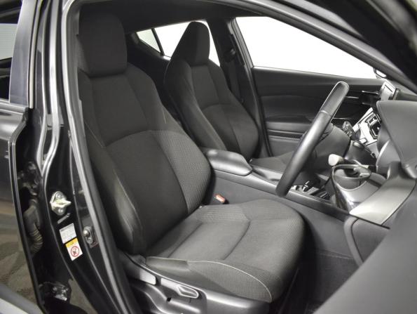 Toyota C-HR I с пробегом 2019 года, цена 1 994 900 рублей, 100091 км, внедорожник, Автокод Объявления