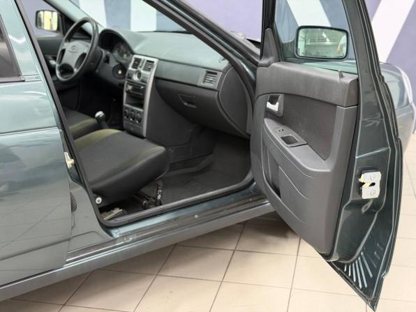 Lada (ВАЗ) Priora I с пробегом 2011 года, цена 249 900 рублей, 185000 км, седан, Автокод Объявления