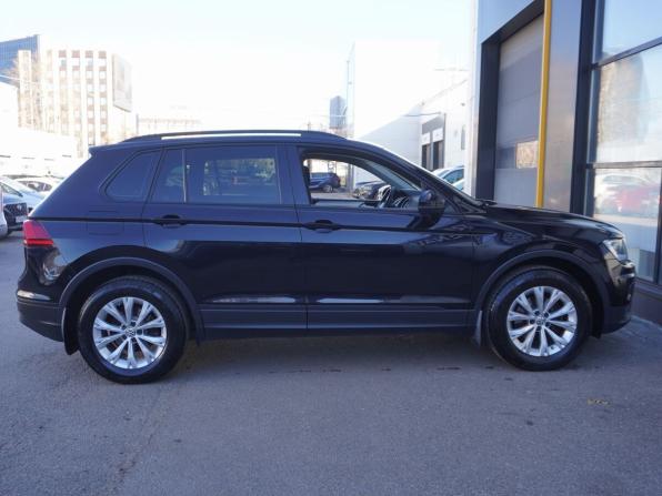 Volkswagen Tiguan II с пробегом 2017 года, цена 1 800 000 рублей, 110946 км, внедорожник, Автокод Объявления