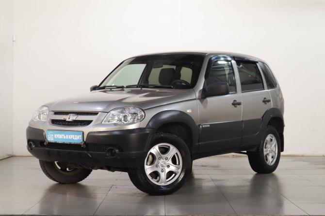 Chevrolet Niva I Рестайлинг с пробегом 2018 года, цена 859 000 рублей, 76000 км, внедорожник, Автокод Объявления