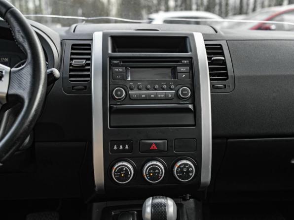 Nissan X-Trail II Рестайлинг с пробегом 2013 года, цена 1 018 000 рублей, 294176 км, внедорожник, Автокод Объявления