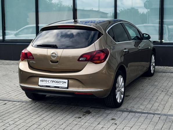 Opel Astra J с пробегом 2012 года, цена 729 000 рублей, 142224 км, хэтчбек, Автокод Объявления