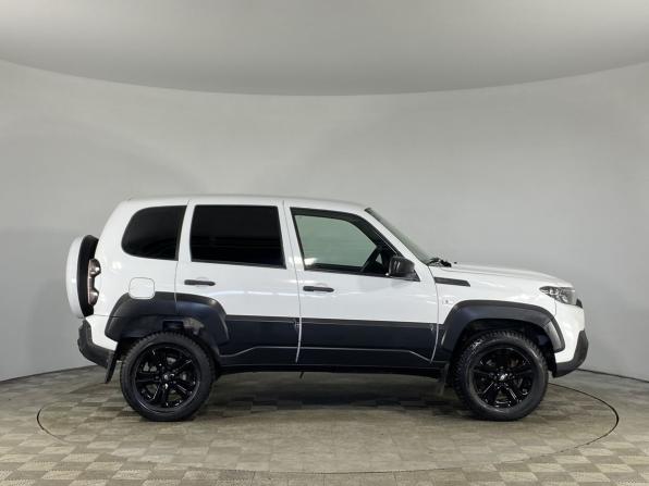 Lada (ВАЗ) Niva Travel I с пробегом 2024 года, цена 899 000 рублей, 74220 км, внедорожник, Автокод Объявления