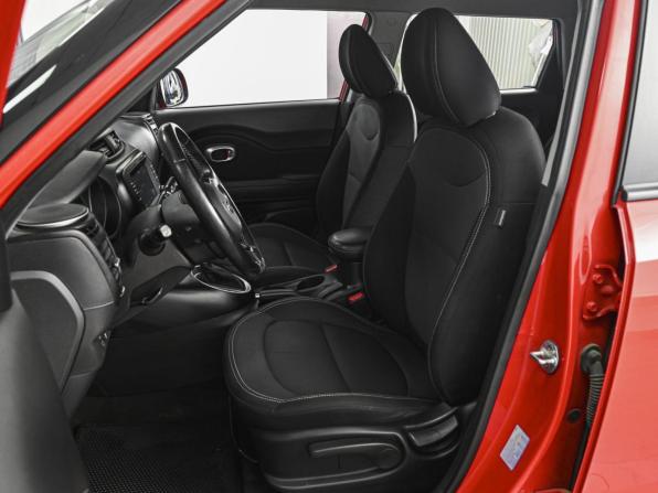 Kia Soul II Рестайлинг с пробегом 2018 года, цена 1 980 000 рублей, 66073 км, хэтчбек, Автокод Объявления