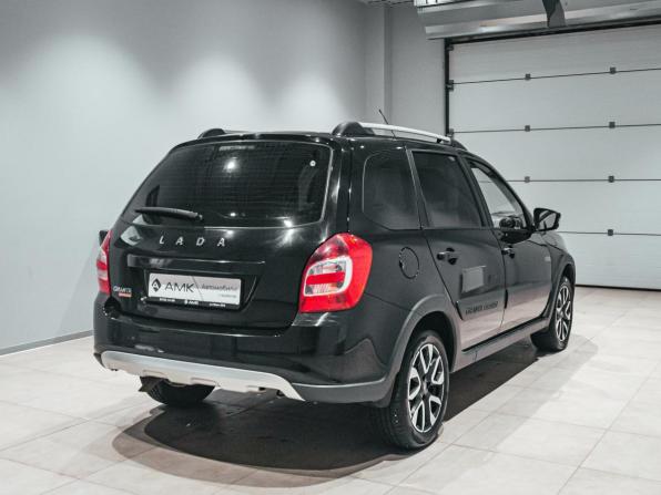 Lada (ВАЗ) Granta I Рестайлинг с пробегом 2024 года, цена 909 071 рубль, 68068 км, универсал, Автокод Объявления