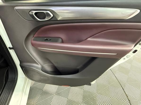 GAC Trumpchi M6 Pro с пробегом 2021 года, цена 1 993 000 рублей, 93816 км, минивэн, Автокод Объявления