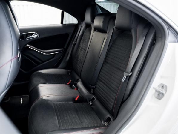 Mercedes-Benz CLA I (C117 X117) с пробегом 2014 года, цена 1 980 000 рублей, 71471 км, седан, Автокод Объявления