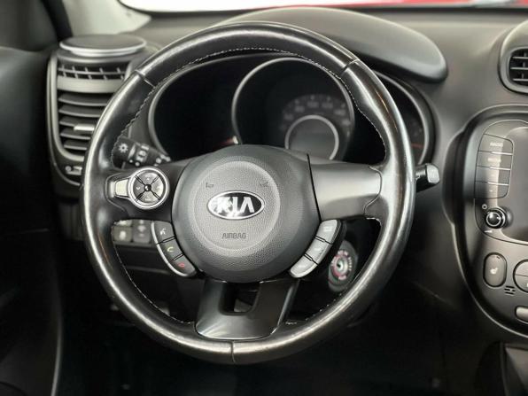 Kia Soul II Рестайлинг с пробегом 2017 года, цена 1 595 000 рублей, 87908 км, хэтчбек, Автокод Объявления