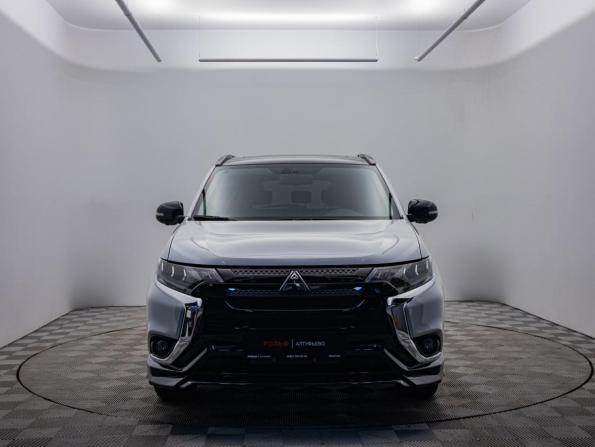 Mitsubishi Outlander III Рестайлинг 3 с пробегом 2022 года, цена 3 495 000 рублей, 9800 км, внедорожник, Автокод Объявления