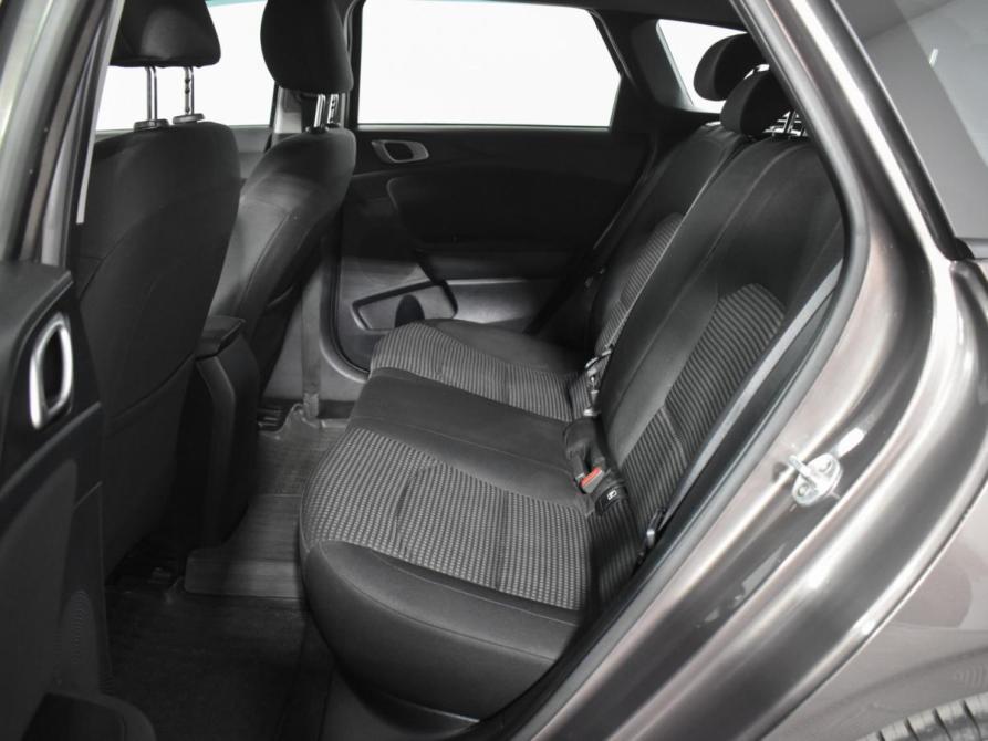 Kia Ceed III Санкт-Петербург  - изображение 11