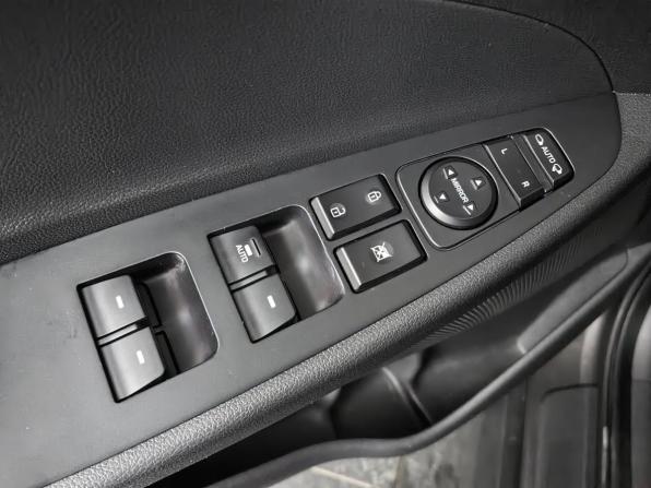 Hyundai Tucson III с пробегом 2016 года, цена 1 850 000 рублей, 165915 км, внедорожник, Автокод Объявления