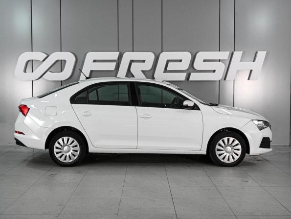 Skoda Rapid II с пробегом 2022 года, цена 1 689 000 рублей, 120227 км, лифтбек, Автокод Объявления