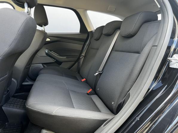Ford Focus III Рестайлинг с пробегом 2018 года, цена 1 250 000 рублей, 114156 км, универсал, Автокод Объявления
